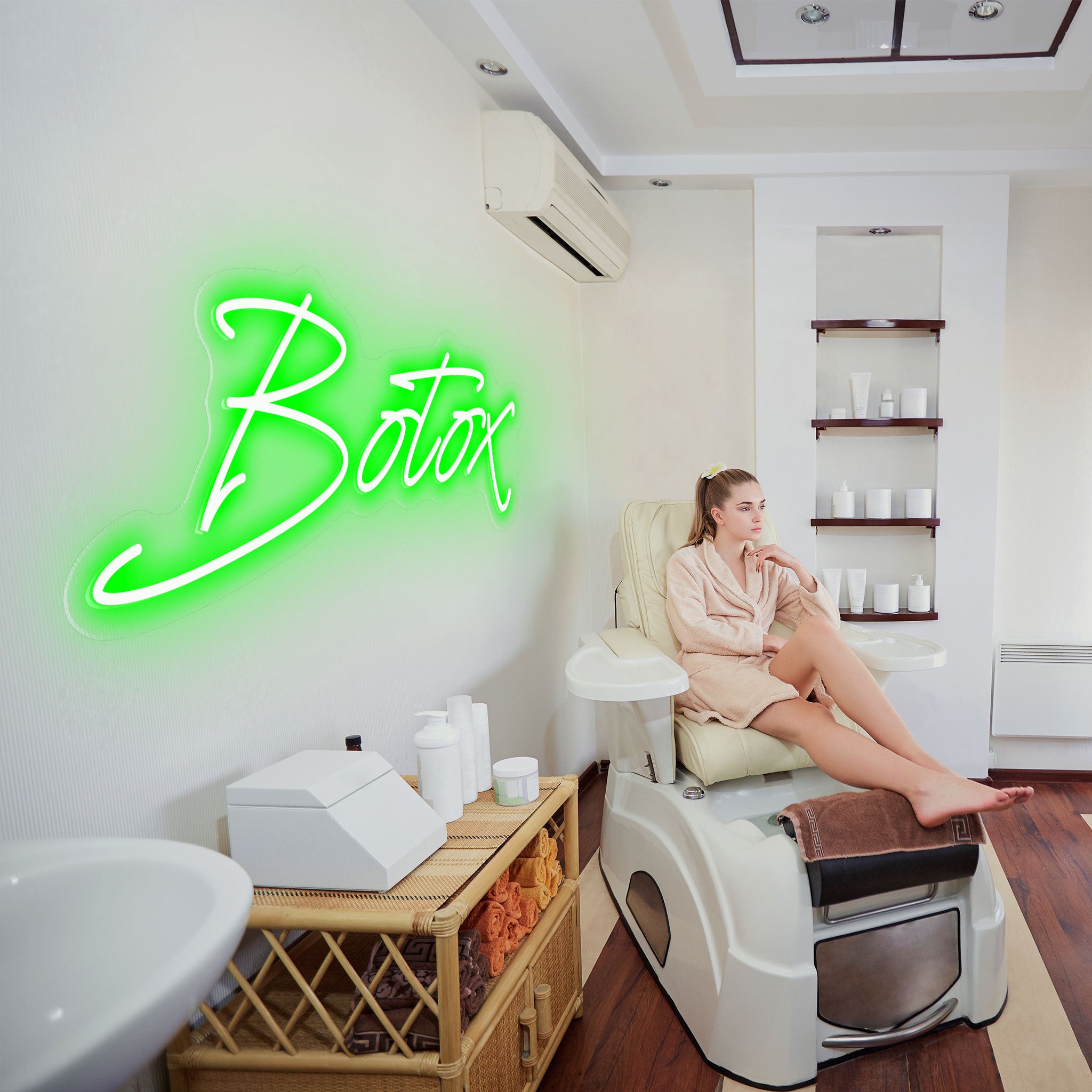 Botox - Neon Sign - Salon / Beauty Clinic