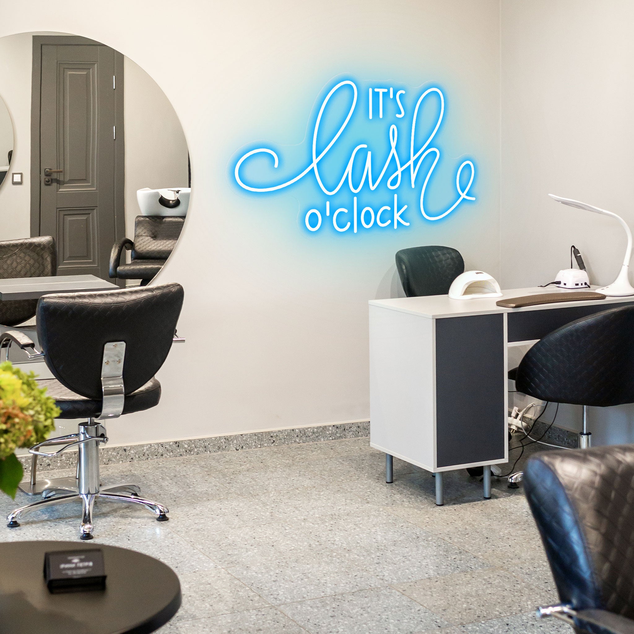 It's Lash O'Clock - Neon Sign - Salon / Beauty Clinic